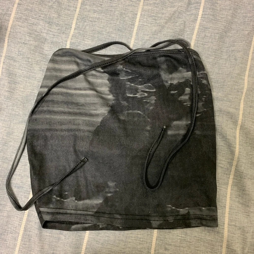 YESSTYLE Tube Top - Picture 2 of 2